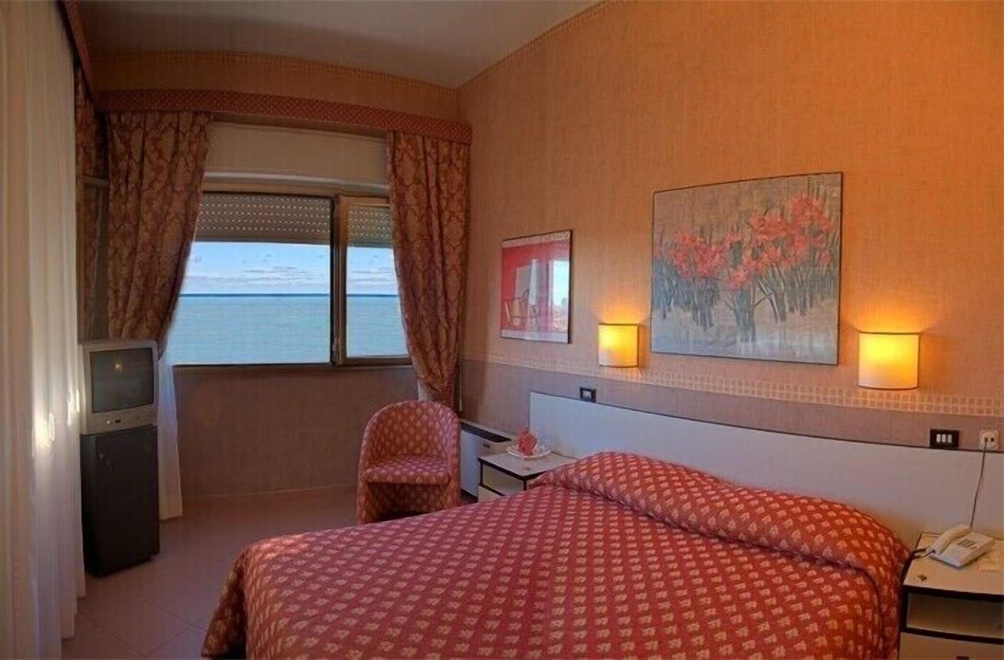 Hotel Vittoria 4*
