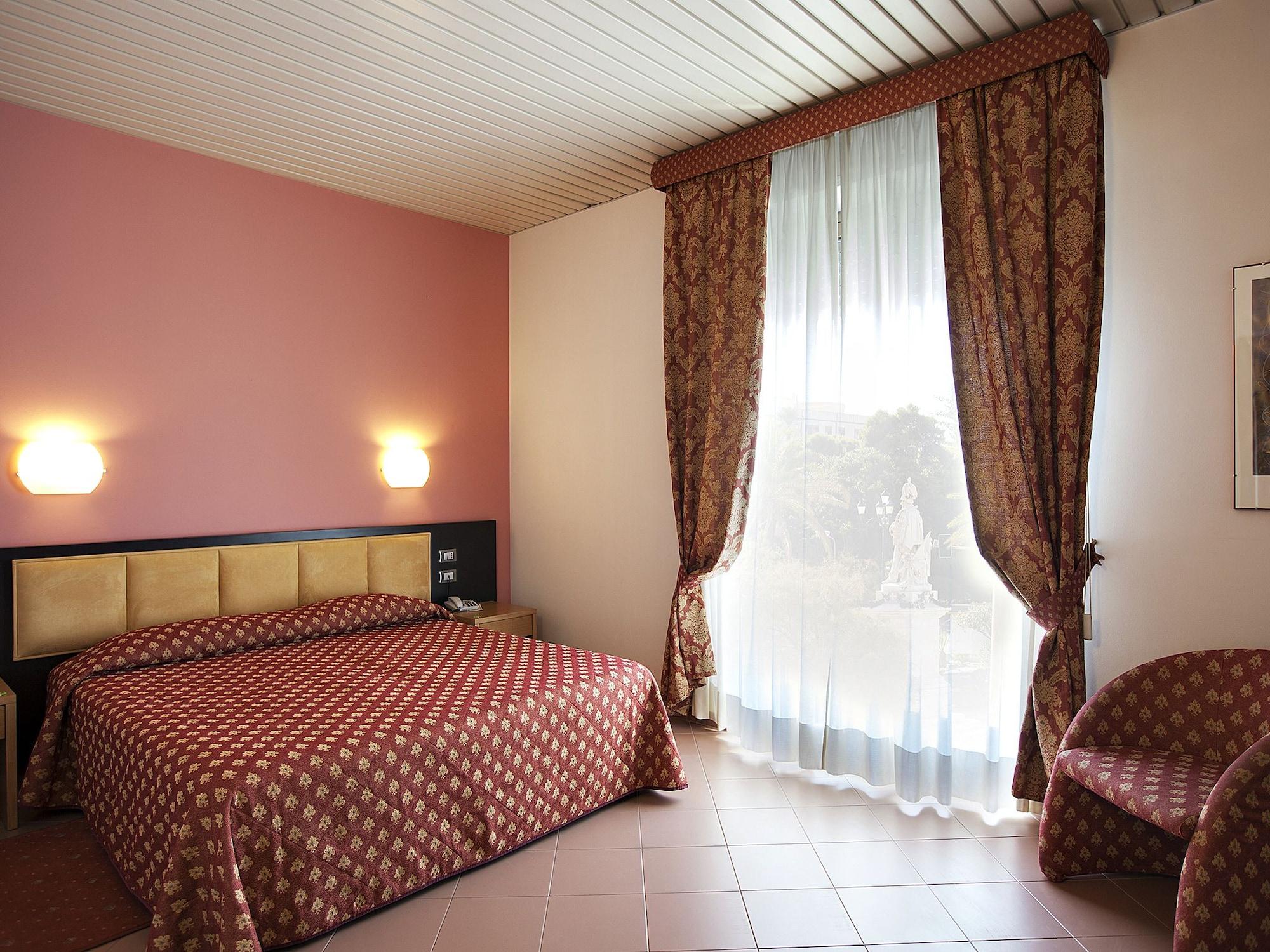 Vittoria Hotel