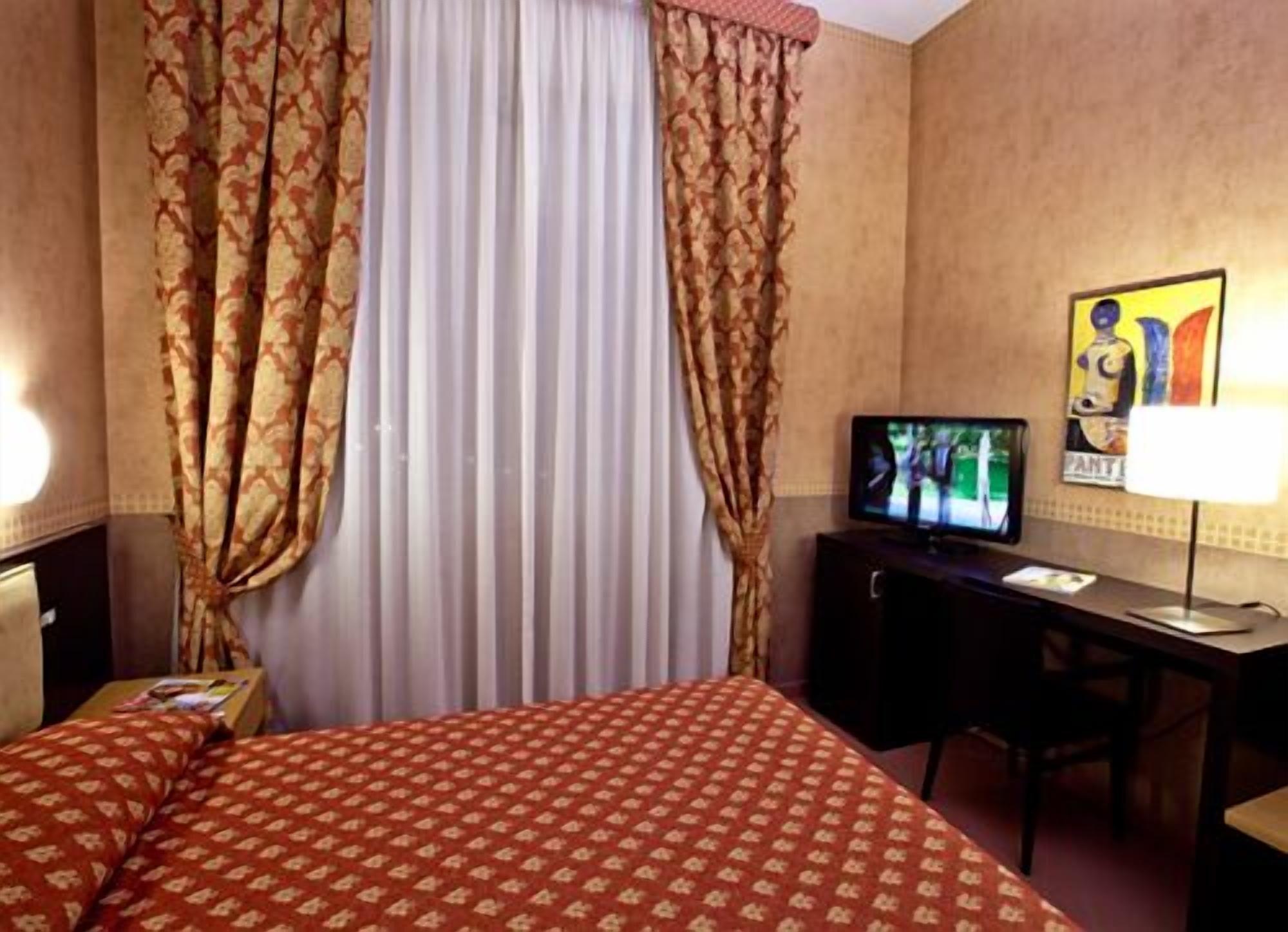 Vittoria Hotel