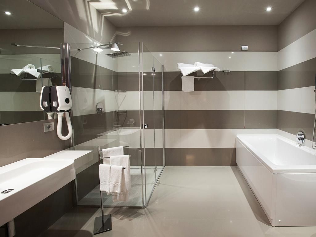 Vittoria Hotel 4*
